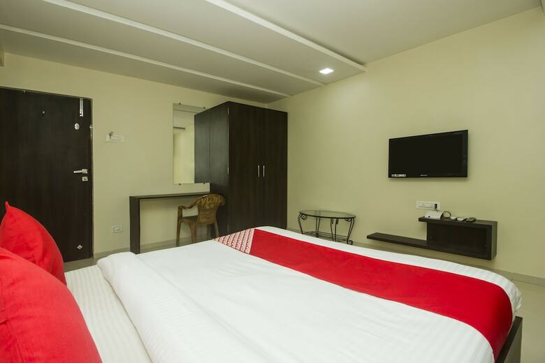 Oyo 18610 Hotel Parivar Garden
