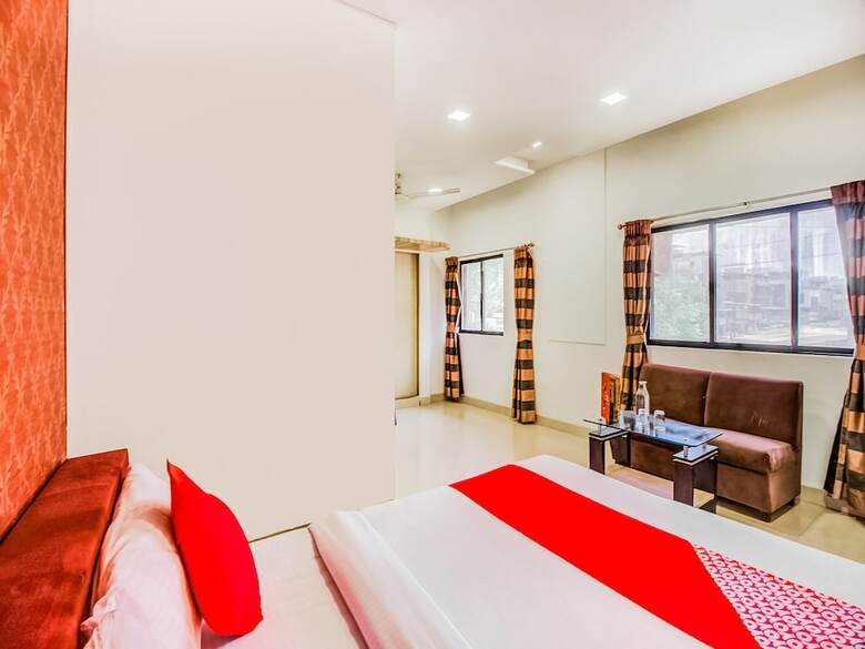 Oyo Flagship 19825 Hotel Panchratna