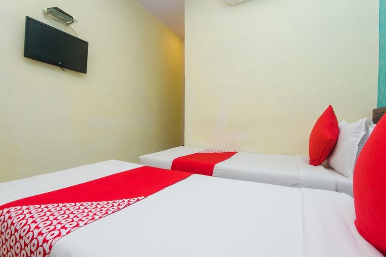 Hotel Oyo 18842 Amana Suites