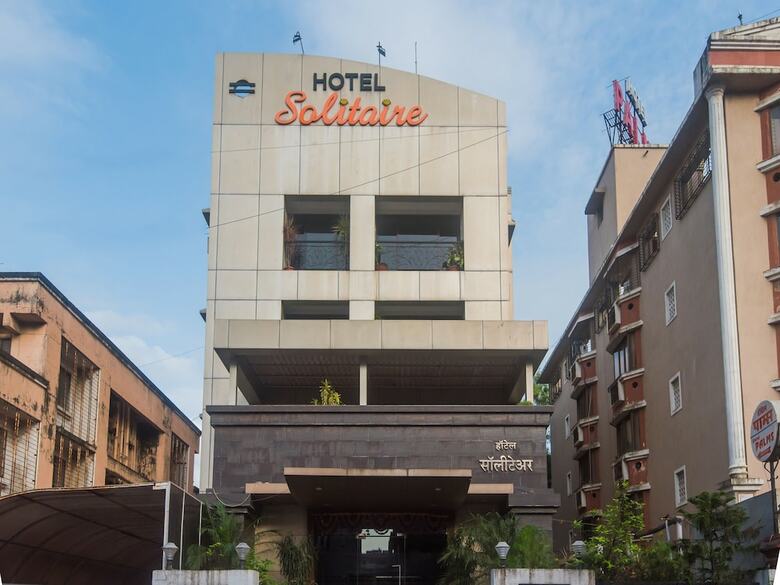 Oyo 17300 Hotel Solitaire