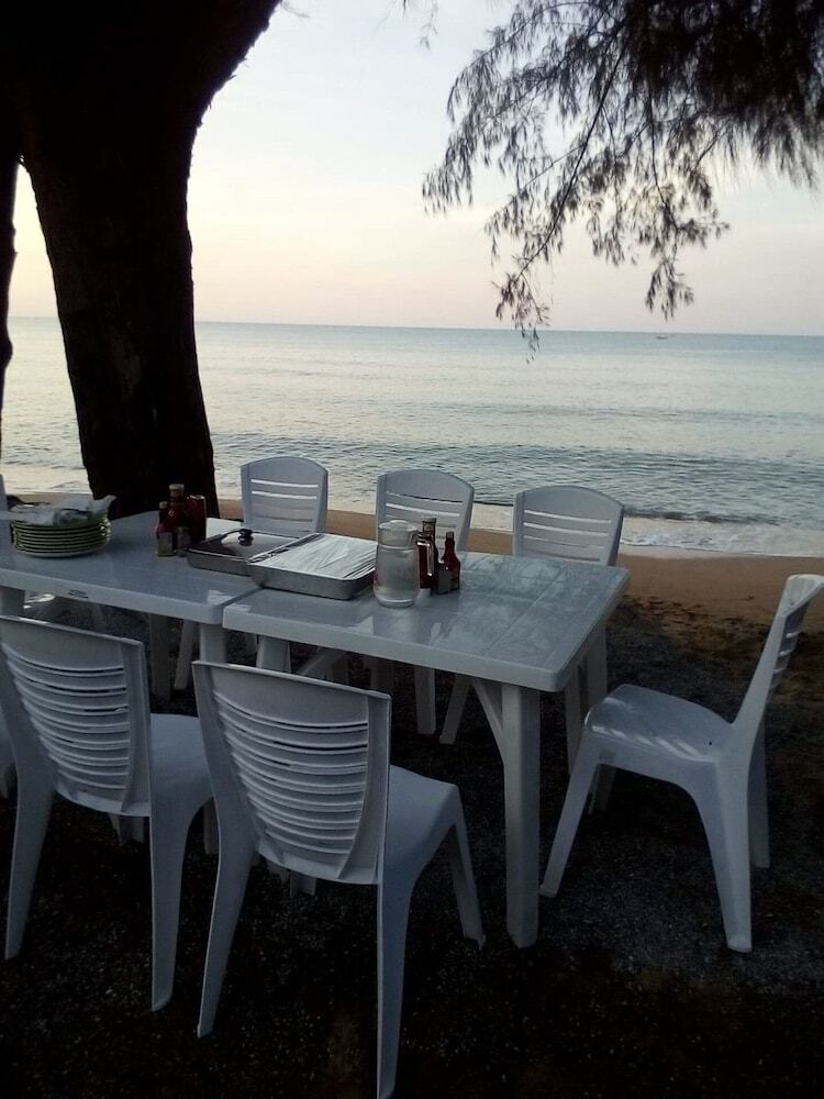 Hotel Khung Wimarn Beach Home