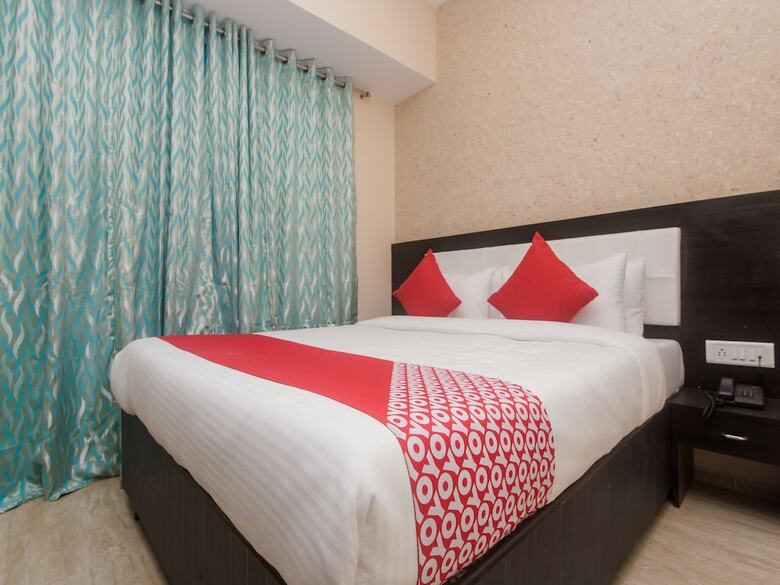 Hotel Oyo 17391 Arya Residency