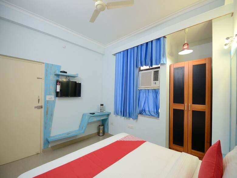 Oyo 12724 Hotel Stay Bridge