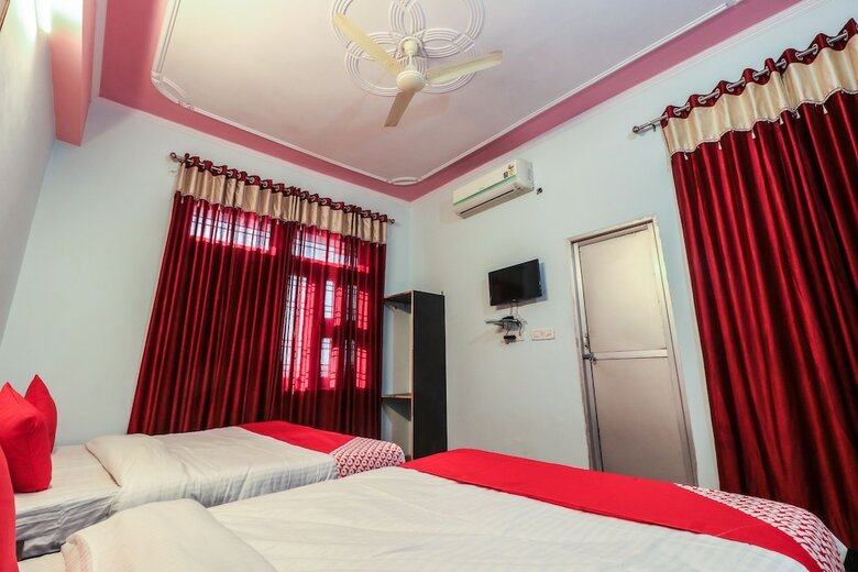 Oyo 24228 Hotel Hans