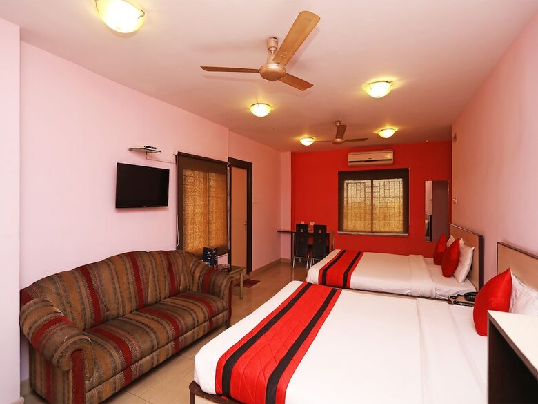 Hotel Oyo 24149 Flagship Kamala Inn Vip Road