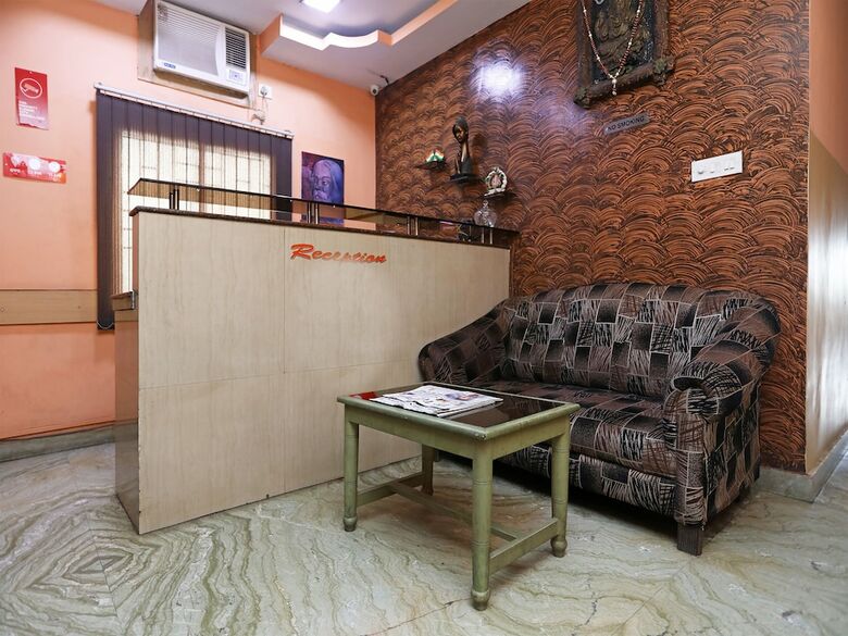Hotel Oyo 24149 Flagship Kamala Inn Vip Road