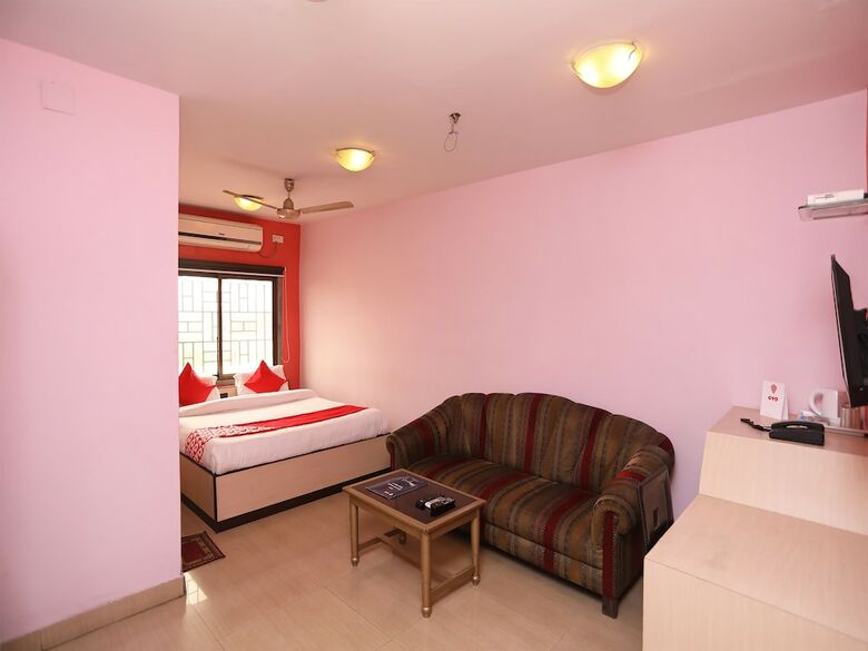 Hotel Oyo 24149 Flagship Kamala Inn Vip Road
