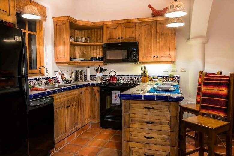 Casa Escalares ~ 3 Bedroom ~ Luxury Private Development ~ Dog Friendly