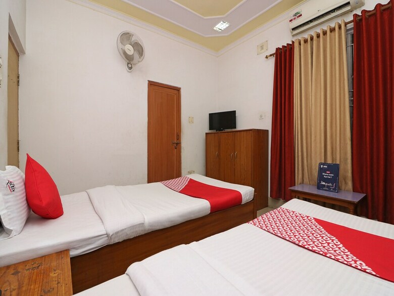 Oyo 17111 Hotel Pritika