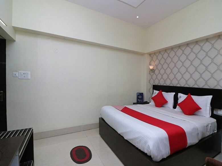 Oyo 17111 Hotel Pritika
