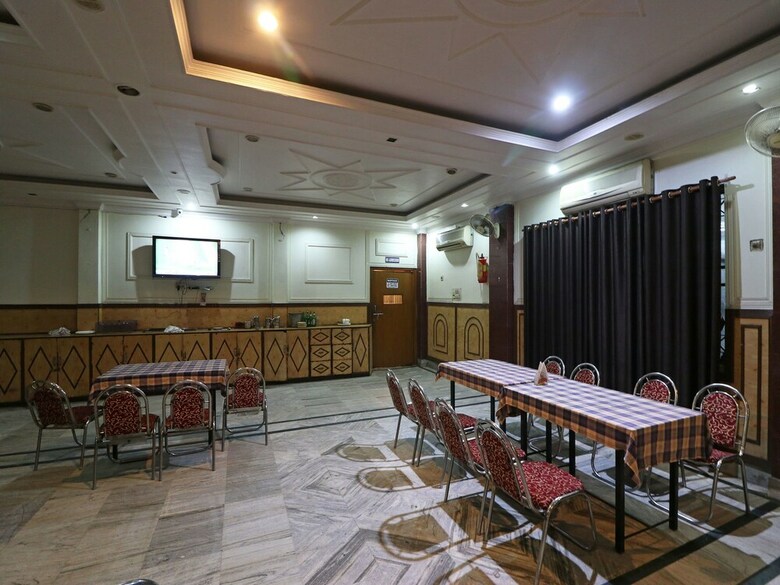 Oyo 17111 Hotel Pritika