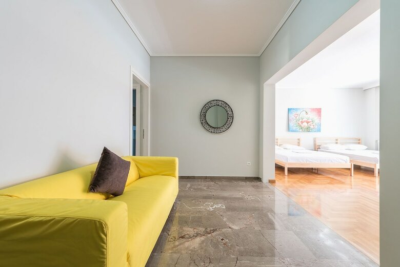 Victoria Black Pearl Apartments
