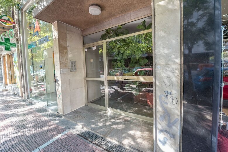 Victoria Black Pearl Apartments