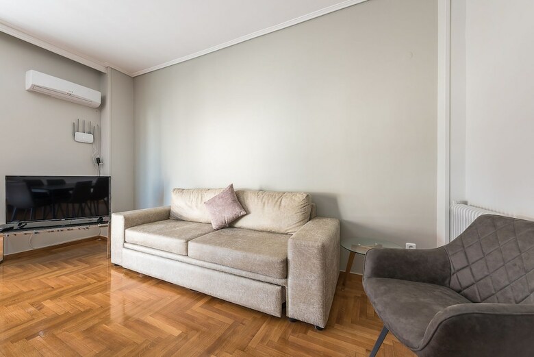 Victoria Black Pearl Apartments