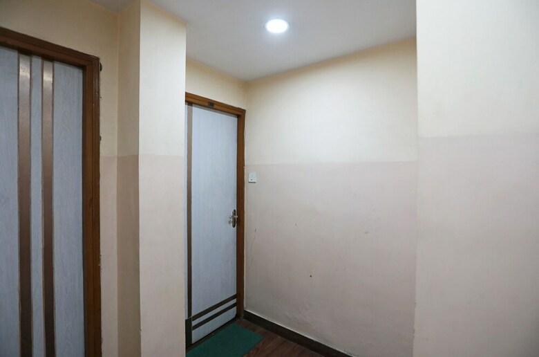 Oyo 26143 Hotel Abedin