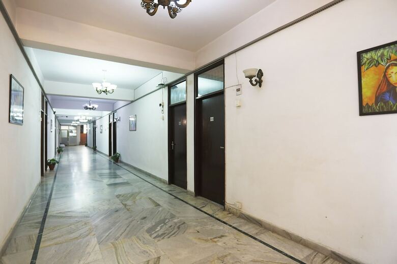 Hotel Oyo 14654 Brs Homes