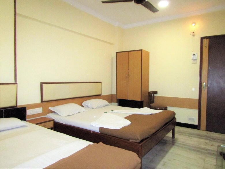 Hotel Hexa Aeka Stay