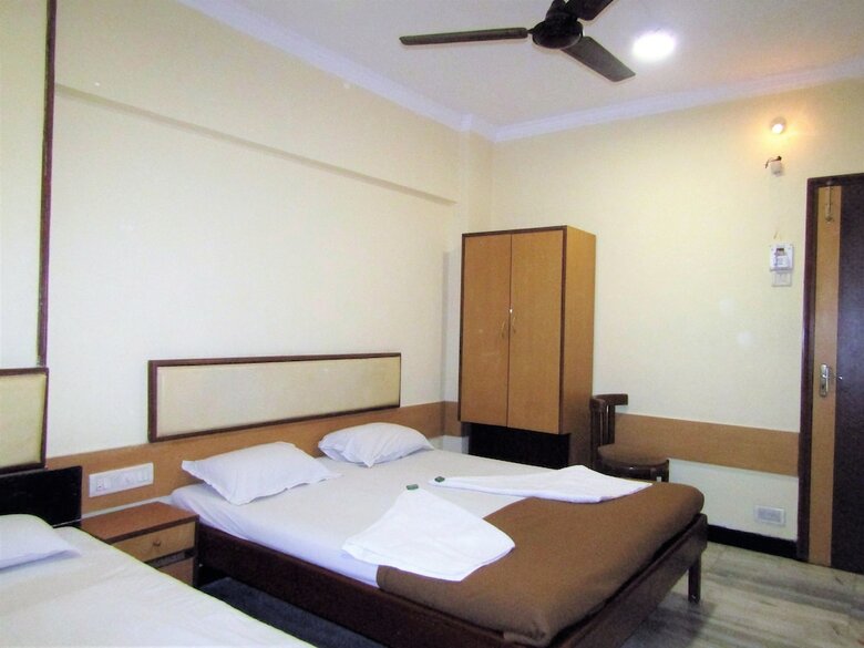 Hotel Hexa Aeka Stay