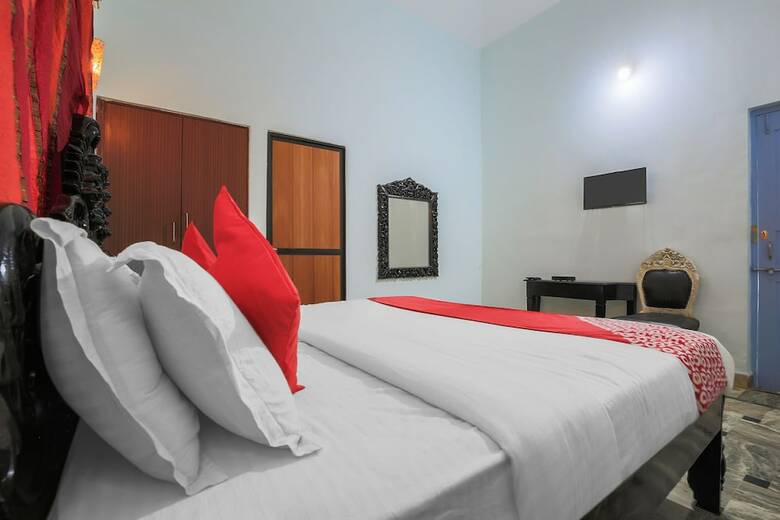 Hotel Oyo 25020 Tapasya