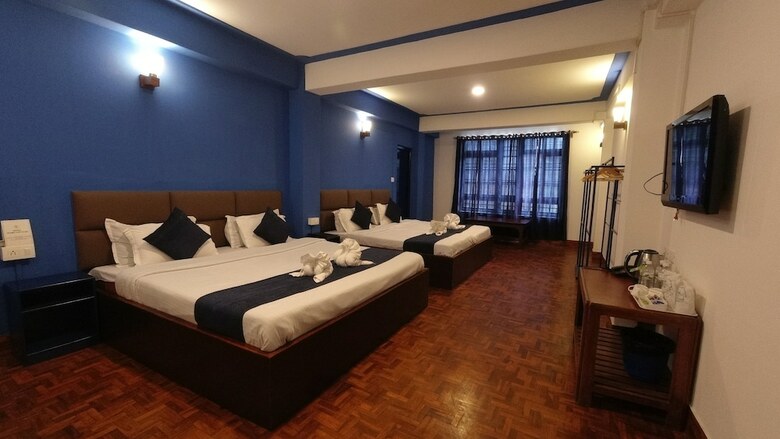 Hotel Flora Fountain