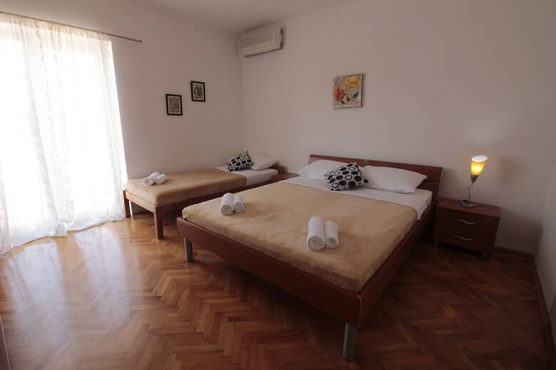 Hotel Studios & Rooms Fiesta