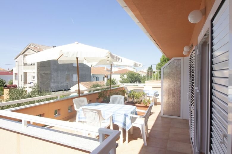 Hotel Studios & Rooms Fiesta