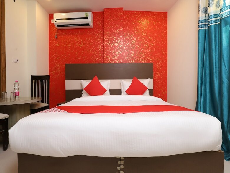 Oyo 19687 Hotel Airway