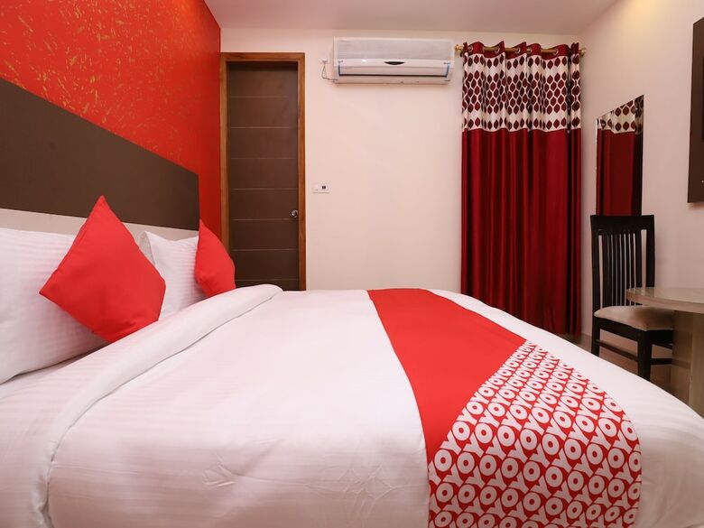 Oyo 19687 Hotel Airway