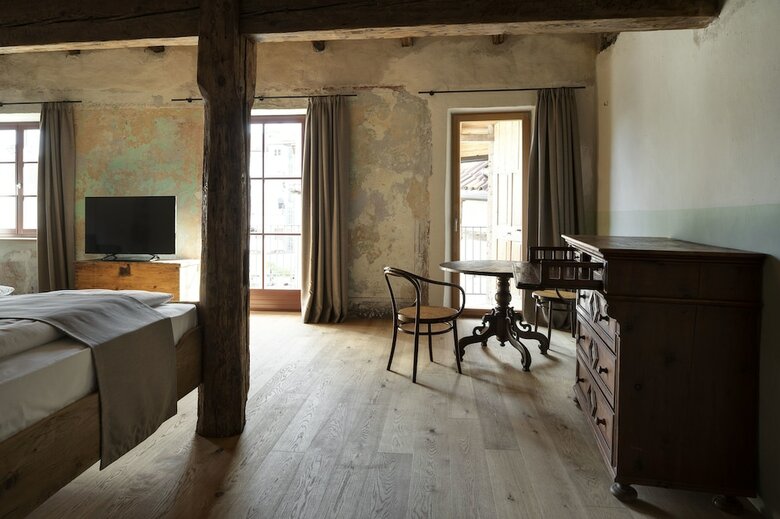 R�ssl Bianco B&b&b