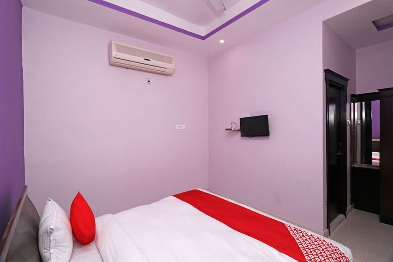 Oyo 24662 Hotel Shanti