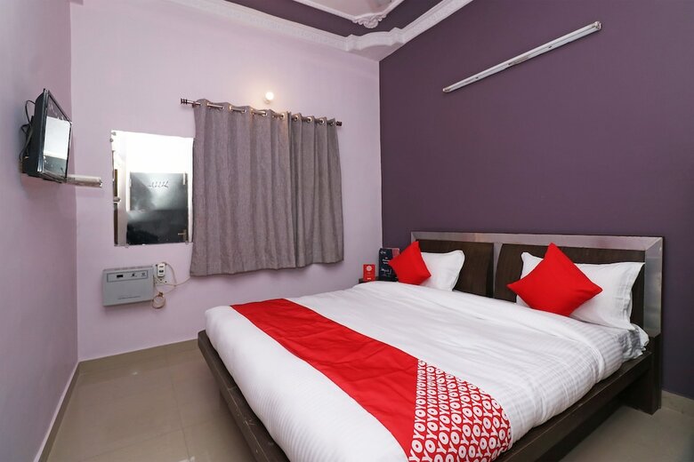 Oyo 24662 Hotel Shanti