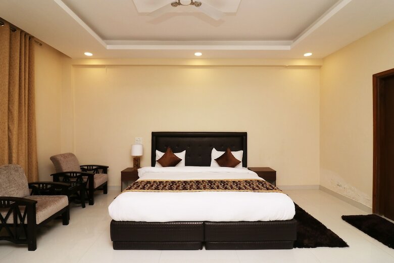 Oyo 26911 Kcg Hotels