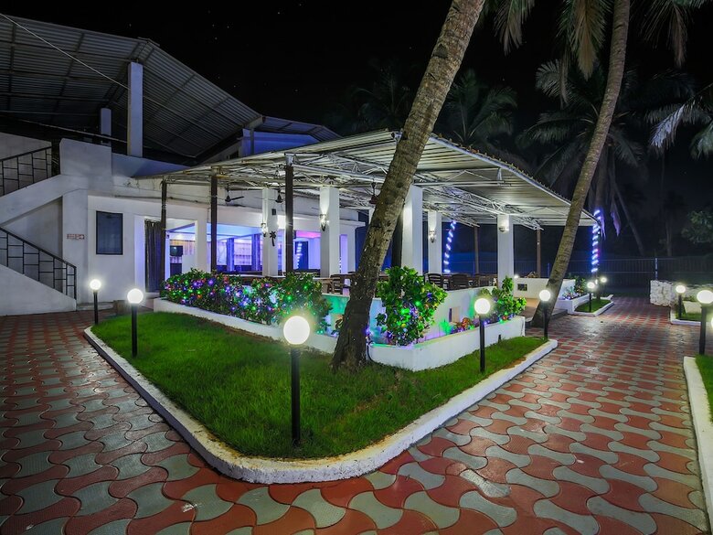 Oyo 24659 Lucky Star Hotel