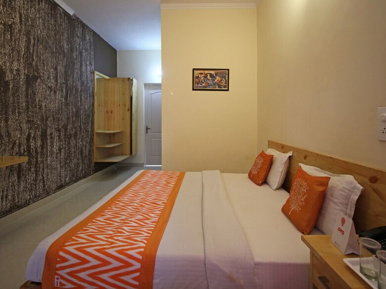 Hotel Oyo 5776 Near Mussoorie Road