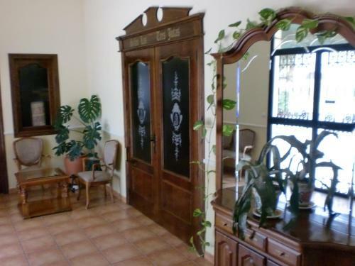 Hostal Las Tres Jotas