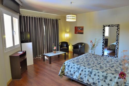 Hostal Cuatro Caminos