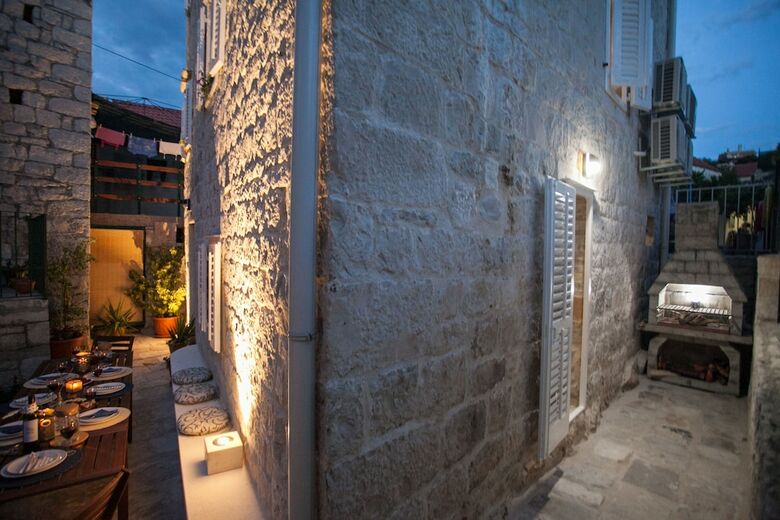Apartamentos Townhouse Lucia