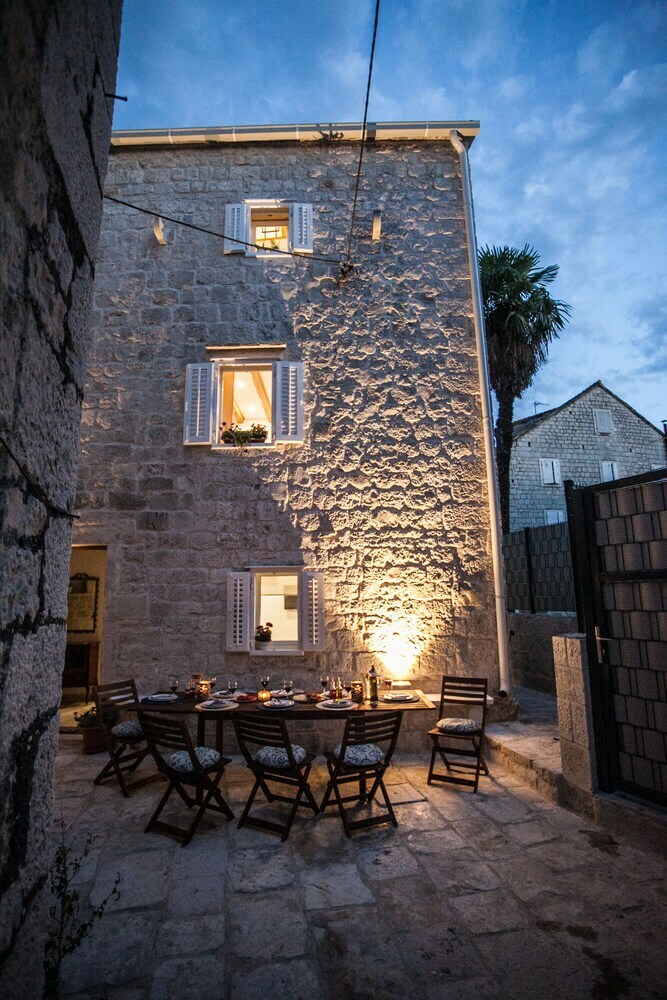 Apartamentos Townhouse Lucia