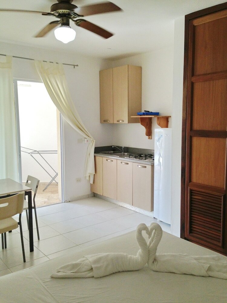Las Terrazas Condo - Los Corales Village