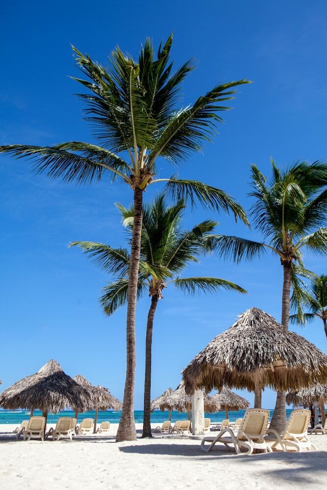 Las Terrazas Condo - Los Corales Village