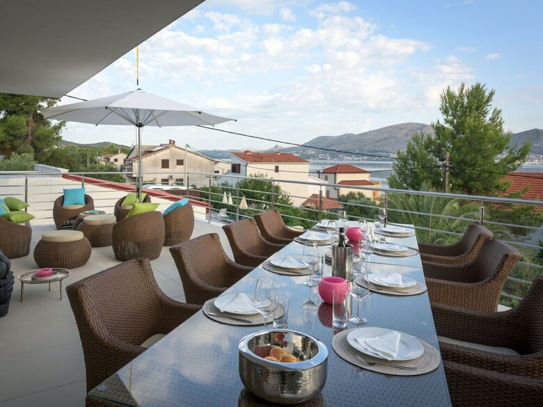 Villa Avalon