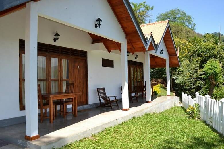 Bed & Breakfast Feelin' Good Resort