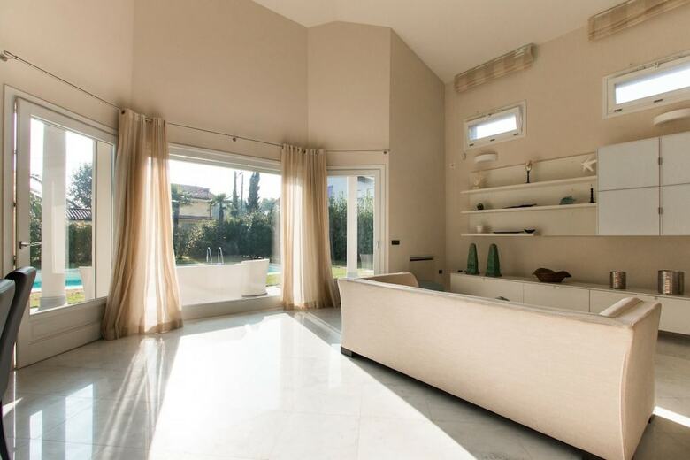 Villa Versilia Sains Souci