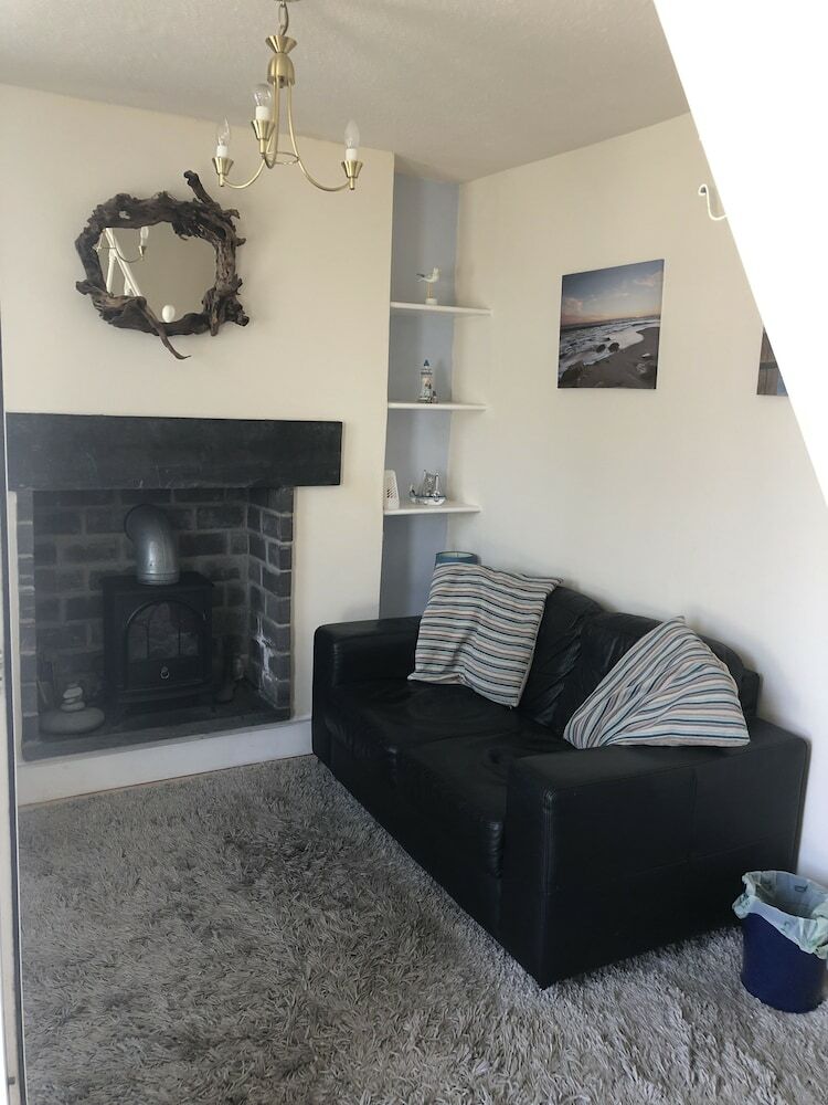 Coedmor Harbour Cottage (Sleeps 2)
