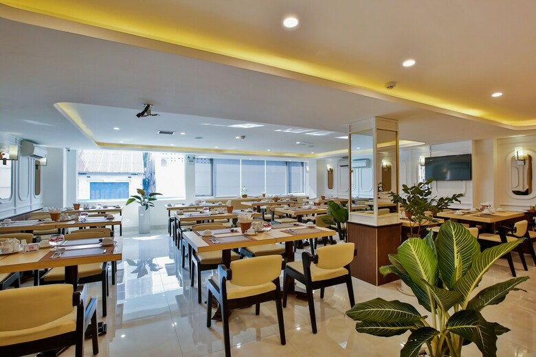 Aluna Hotel
