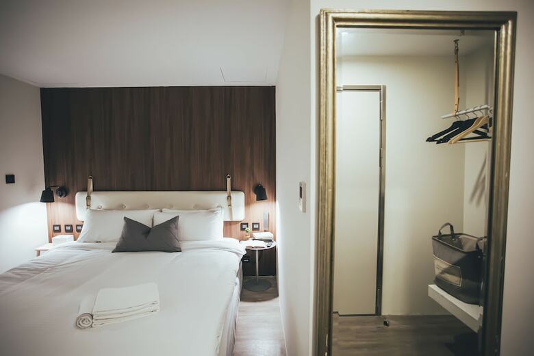 Hotel H�tel Le H�me