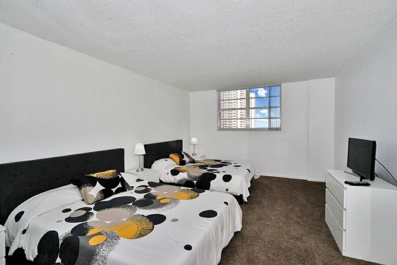 Destination Stays-ocean View Condo Miami