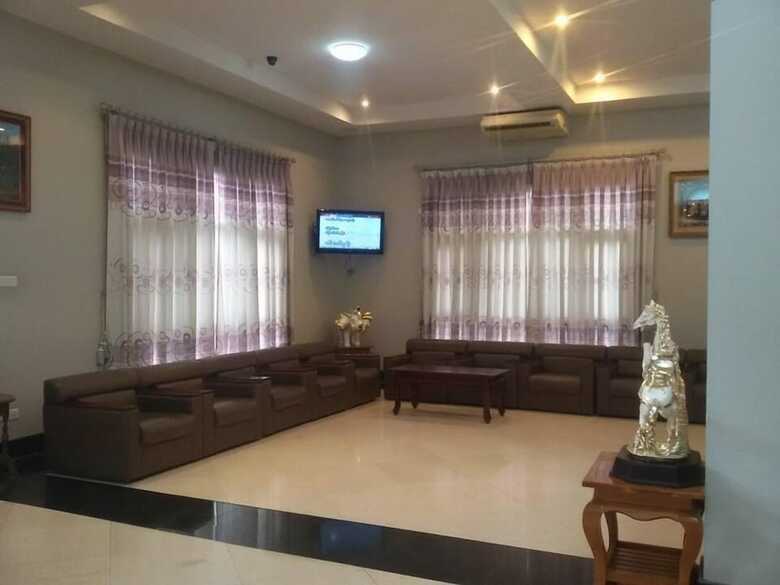 Hotel Yadanar Theingha