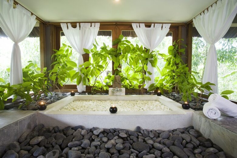 Hotel Pilgrimage Wellness Retreat