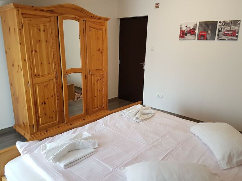 Apartamentos Rent Holding